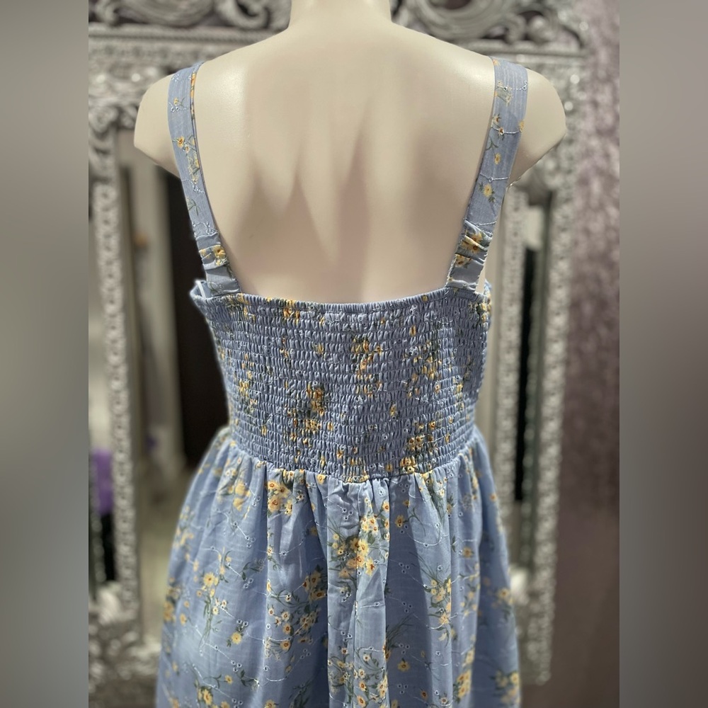 Jessica Simpson Floral Milkmaid Midi Dress - Picture 3 of 11